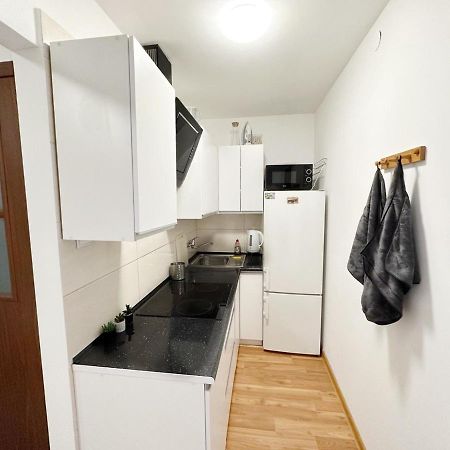 Anielewicza 26 Rooms Варшава Екстер'єр фото
