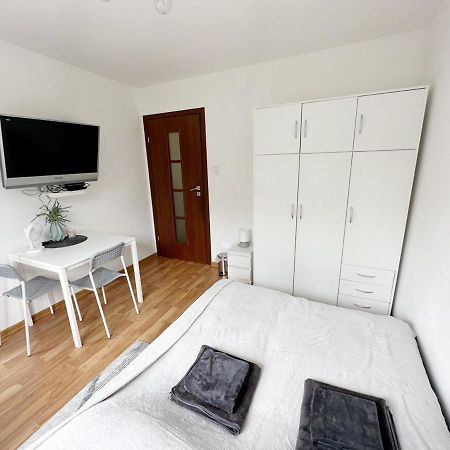 Anielewicza 26 Rooms Варшава Екстер'єр фото